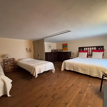 En Avignon 30133 Les Angles Apartment *
